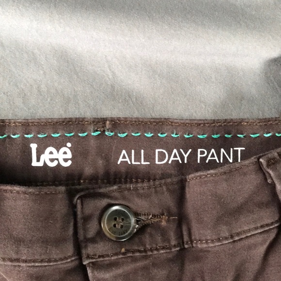 Lee All Day Pants. EUC. - Picture 8 of 11